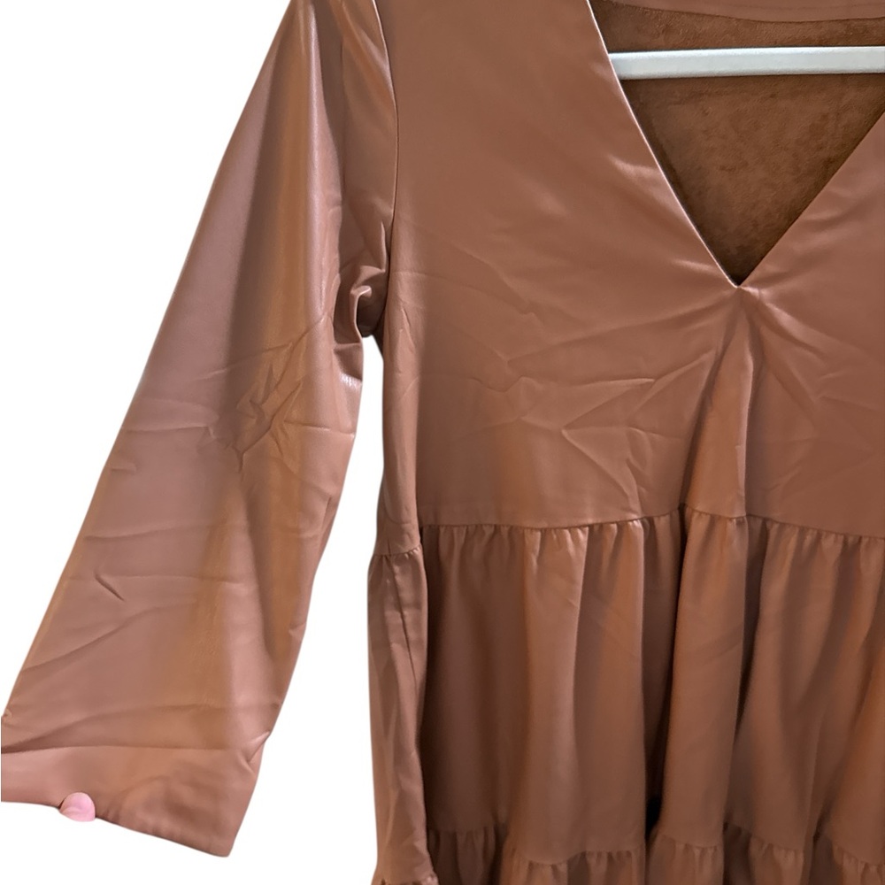 Zara AW21 Beige-Pink Vegan Leather V Neck Short Tiered Dress Size XS - Picture 4 of 6